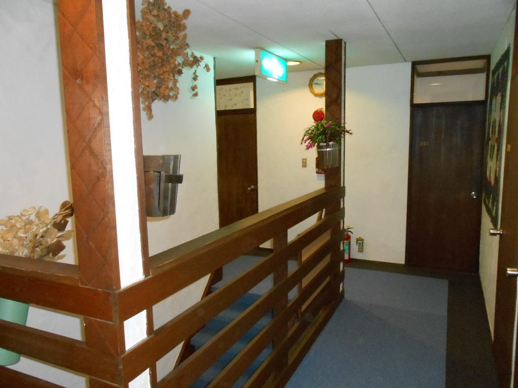 Pension Nugget Inn Hakuba Dış mekan fotoğraf