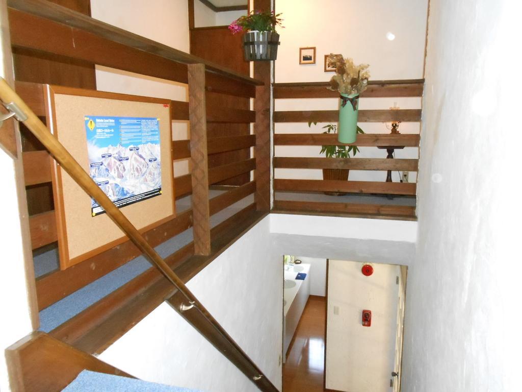Pension Nugget Inn Hakuba Dış mekan fotoğraf